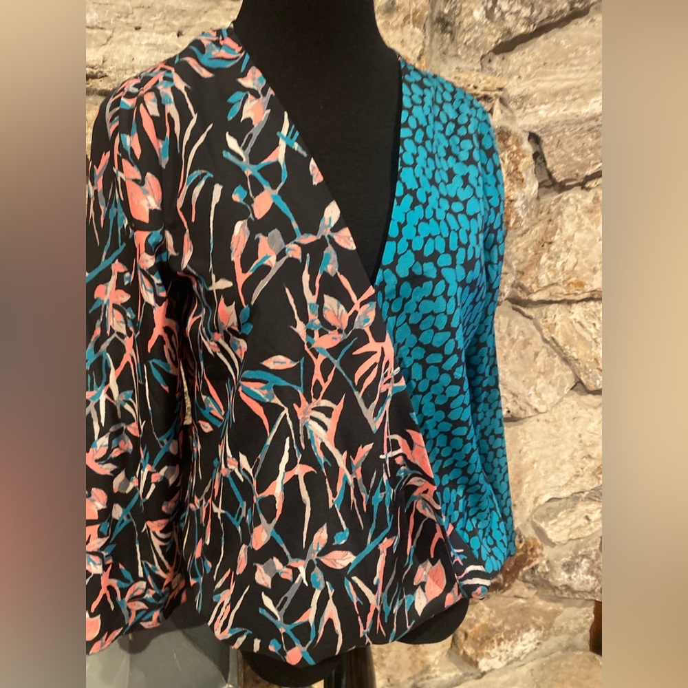 4/$10 Allison Joy Womens S Surplice Floral Evereve  Cross front Top Blouse